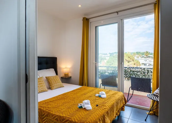 Apartman With Balcony With Vue *